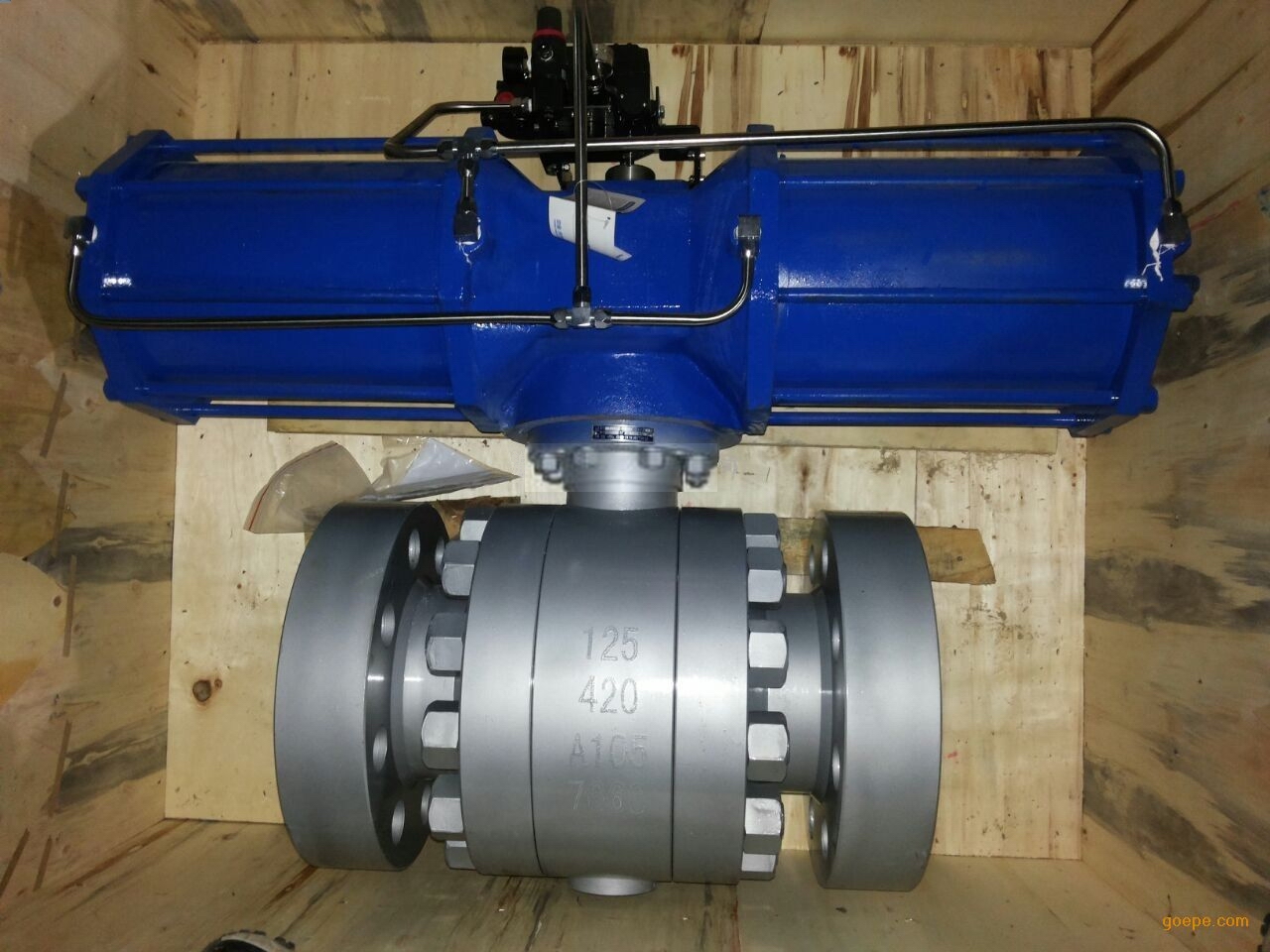 Q647F气动固定球阀