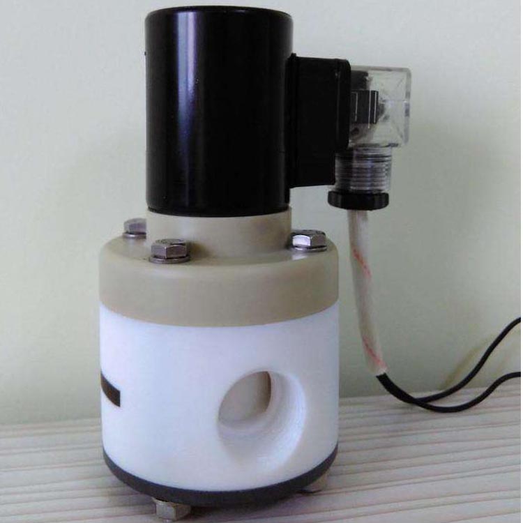 进口法兰四氟电磁阀 进口法兰四氟电磁阀